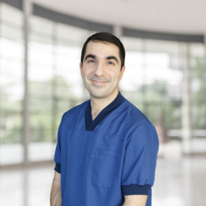 Arman Enekvint Ögonspecialist Aveny Ögonklinik